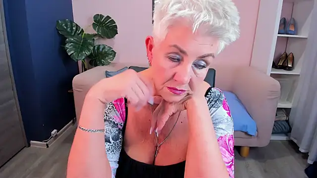 HotandMature online show from 13, 3, 2025