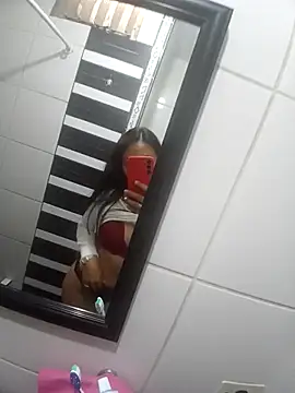 Snapshot of Venuxx chatting on 23, 11, 2025 Venuxx online show from 23, 11, 2025