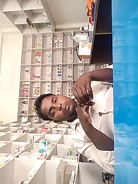 Snapshot of blackdick44 chatting on 27, 10, 2025 blackdick44 online show from 27, 10, 2025