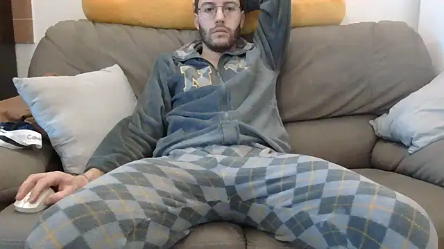 Amicisegreti online show from 3, 2, 2026