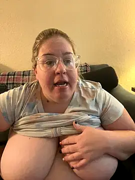 sexymommy1988 online show from 26, 9, 2025