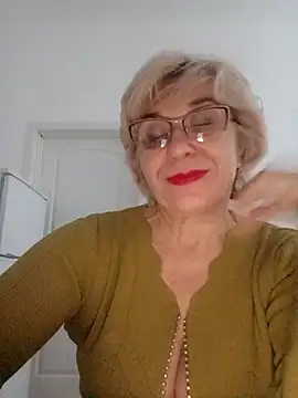 52MiaLove02 online show from 28, 11, 2025