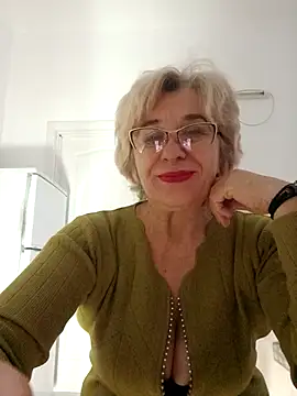 52MiaLove02 online show from 5, 12, 2025