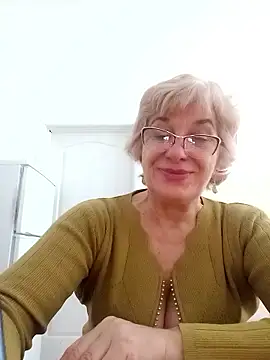 52MiaLove02 online show from 8, 1, 2026