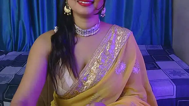 priya-kumari22 online show from 20, 11, 2025