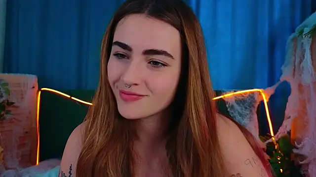 Snapshot of EllaParker chatting on 23, 10, 2025 EllaParker online show from 23, 10, 2025