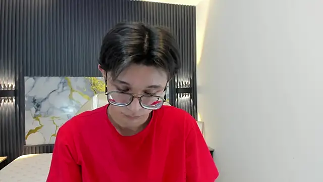 SantiagoRusso18 online show from 23, 11, 2025