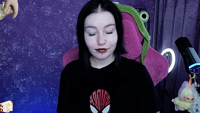 Snapshot of MargarettRose chatting on 18, 7, 2026 MargarettRose online show from 18, 7, 2026