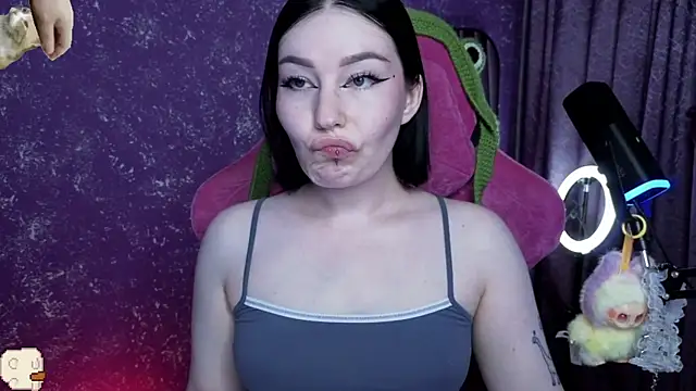 Snapshot of MargarettRose chatting on 18, 7, 2026 MargarettRose online show from 18, 7, 2026