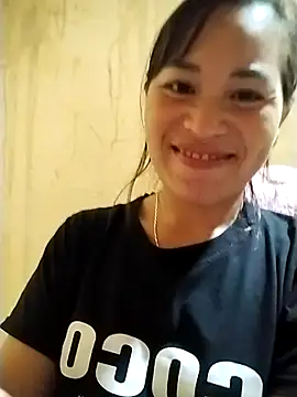 Snapshot of tuyetnhi-00 chatting on 8, 10, 2025 tuyetnhi-00 online show from 8, 10, 2025