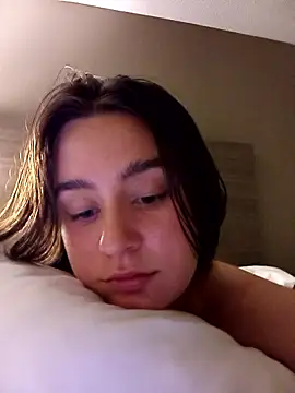 freakylittlebitch69 online show from 3, 10, 2025