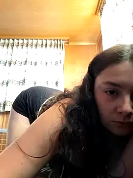 YoungLiisaxx online show from 6, 11, 2025