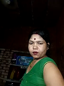Snapshot of Priya_tyagi chatting on 15, 9, 2025 Priya tyagi online show from 15, 9, 2025