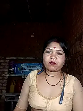 Snapshot of Priya_tyagi chatting on 16, 9, 2025 Priya tyagi online show from 16, 9, 2025