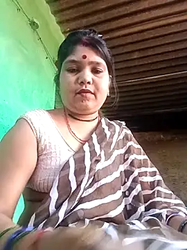 Snapshot of Priya_tyagi chatting on 24, 9, 2025 Priya tyagi online show from 24, 9, 2025