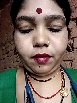 Snapshot of Priya_tyagi chatting on 27, 9, 2025 Priya tyagi online show from 27, 9, 2025
