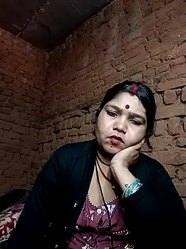 Snapshot of Priya_tyagi chatting on 28, 9, 2025 Priya tyagi online show from 28, 9, 2025