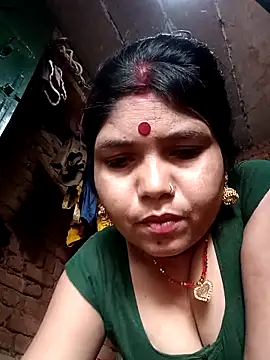 Snapshot of Priya_tyagi chatting on 9, 10, 2025 Priya tyagi online show from 9, 10, 2025