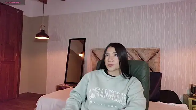 Aurora jones11 online show from 9, 10, 2025