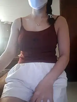 Snapshot of LazdyLy chatting on 1, 10, 2025 LazdyLy online show from 1, 10, 2025