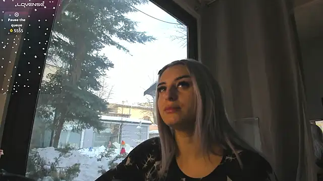 Ella Vee online show from 20, 2, 2026