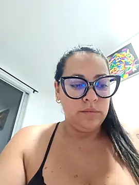 Nicoleefaith  online show from 4, 4, 2026