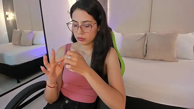 Snapshot of desireee_ chatting on 18, 2, 2026 desireee online show from 18, 2, 2026