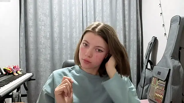 CutieAnny online show from 19, 5, 2026