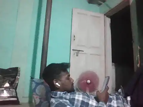 Snapshot of Tamilgud23 chatting on 18, 5, 2026 Tamilgud23 online show from 18, 5, 2026