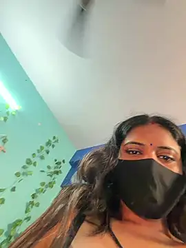 Snapshot of V-Hot-Sweti chatting on 2, 7, 2026 V-Hot-Sweti online show from 2, 7, 2026