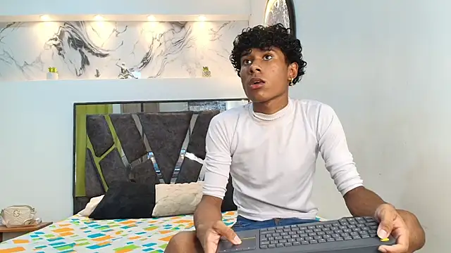 LONDON BOYS1 online show from 12, 10, 2025