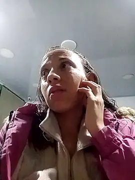 Snapshot of Perla_vonrose chatting on 19, 9, 2025 Perla vonrose online show from 19, 9, 2025