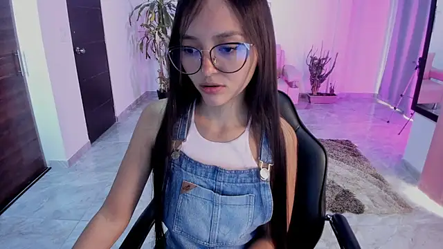 bella fox 1 online show from 18, 4, 2026