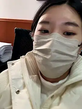 Lulu125216 online show from 6, 11, 2025