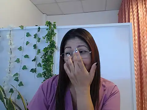 Snapshot of Manuela_lara_ chatting on 8, 9, 2025 Manuela lara online show from 8, 9, 2025