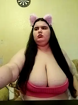 Vllada Brattz online show from 5, 2, 2026