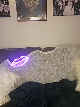 Snapshot of DeliciousDeeX chatting on 2, 2, 2026 DeliciousDeeX online show from 2, 2, 2026