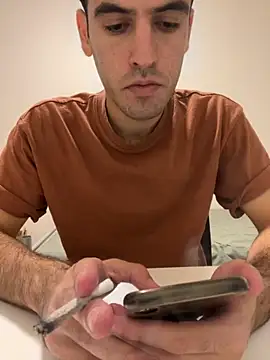 Snapshot of dino2603 chatting on 8, 9, 2025 dino2603 online show from 8, 9, 2025