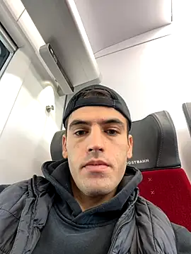 Snapshot of dino2603 chatting on 17, 9, 2025 dino2603 online show from 17, 9, 2025