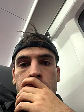 Snapshot of dino2603 chatting on 17, 9, 2025 dino2603 online show from 17, 9, 2025