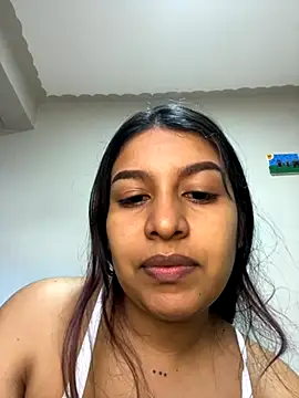  Chloe Smith online show from 16, 10, 2025