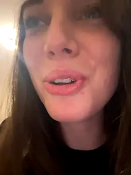 Snapshot of Petitbiscuit2B0 chatting on 2, 11, 2025 Petitbiscuit2B0 online show from 2, 11, 2025