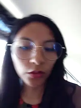 Regina Shine online show from 14, 4, 2026