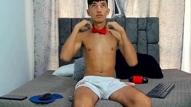 Maikol Ortiz online show from 22, 12, 2025