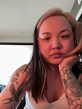 violet lin online show from 16, 4, 2026