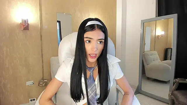 Snapshot of zoerouse_ chatting on 18, 11, 2025 zoerouse online show from 18, 11, 2025