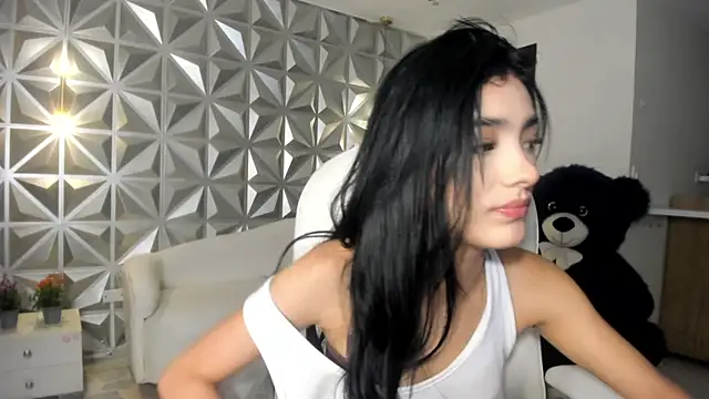 zoerouse  online show from 7, 1, 2026