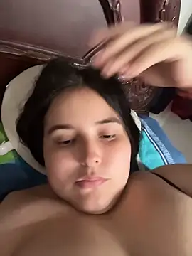mia-08martinez  online show from 29, 5, 2026