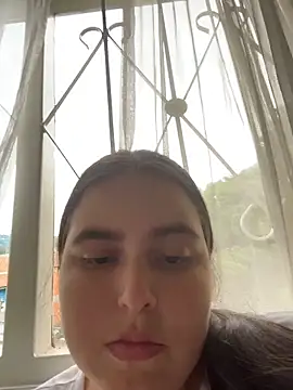 mia-08martinez  online show from 1, 6, 2026