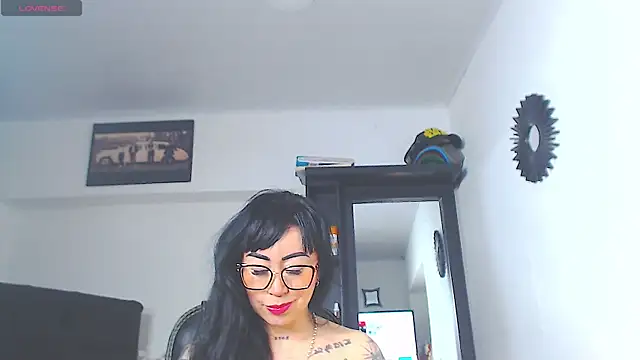 Vicky hotmilf online show from 8, 7, 2026